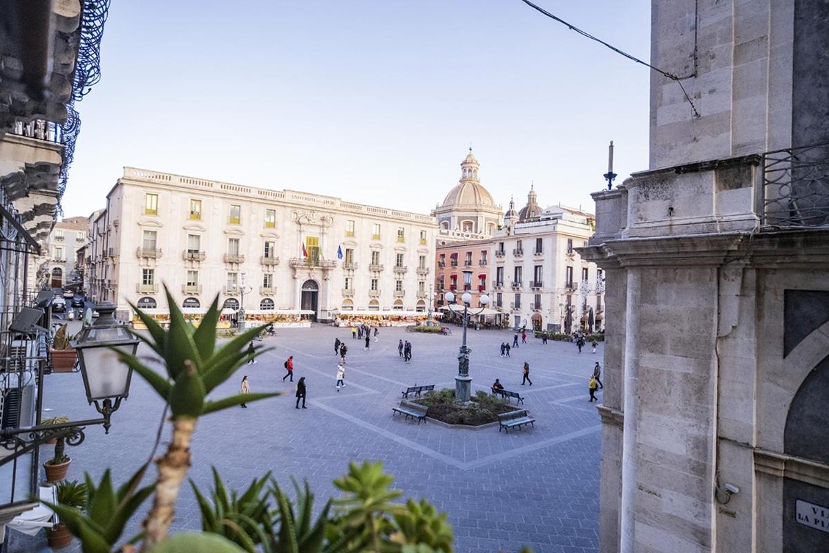 Charme Catania Central Suites Zewnętrze zdjęcie